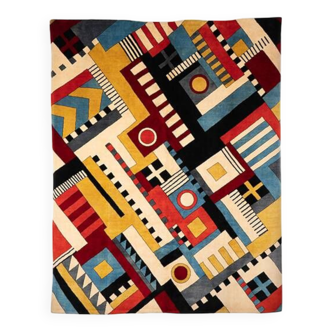Carpet, or tapestry, with geometric patterns and wool. Contemporary work