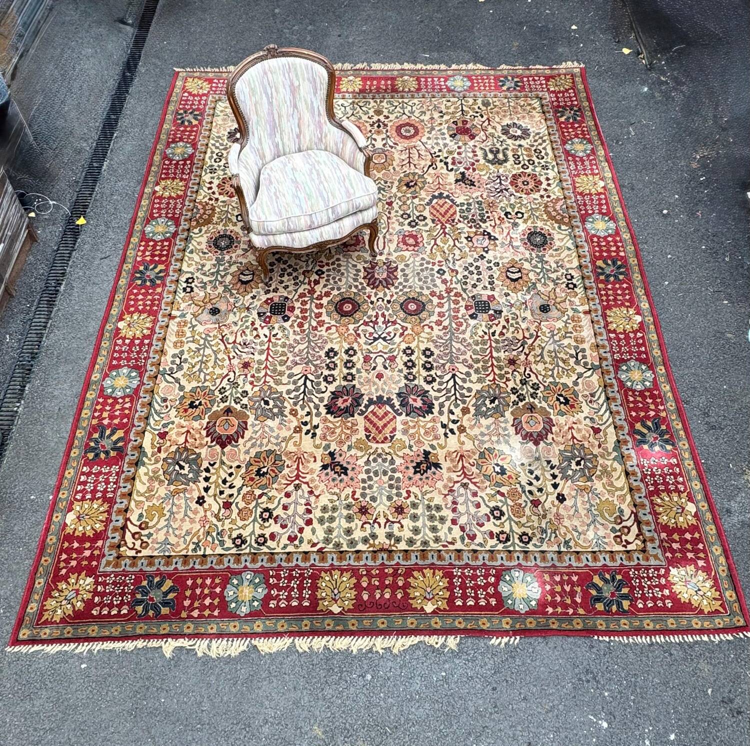 Large vintage Tetex Kirman design rug. 390 x 295 cm