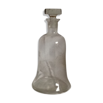 Glass carafe