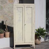Small Parisian wardrobe