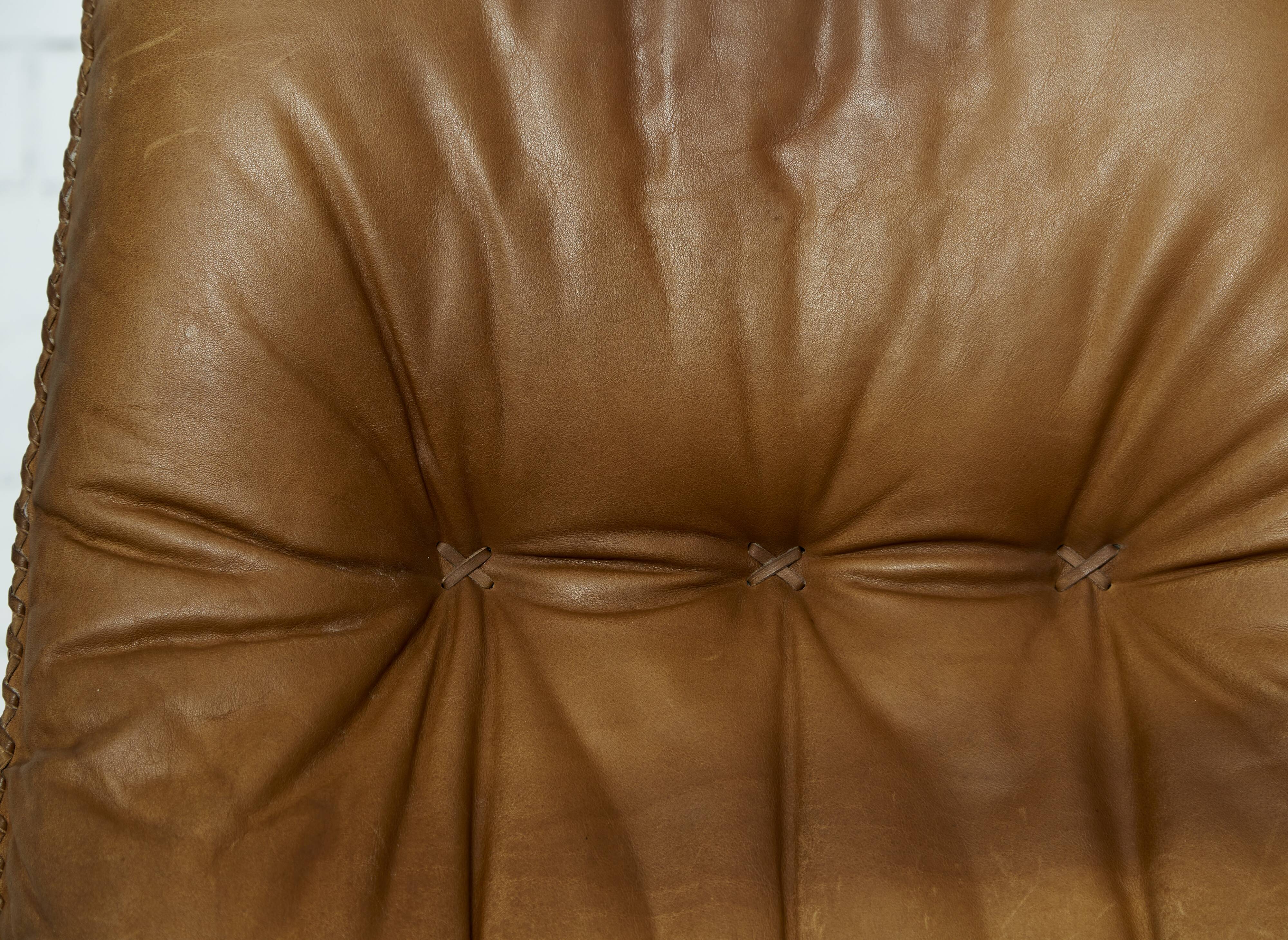 S231 James Bond Swivel Armchair from de Sede, 1960s