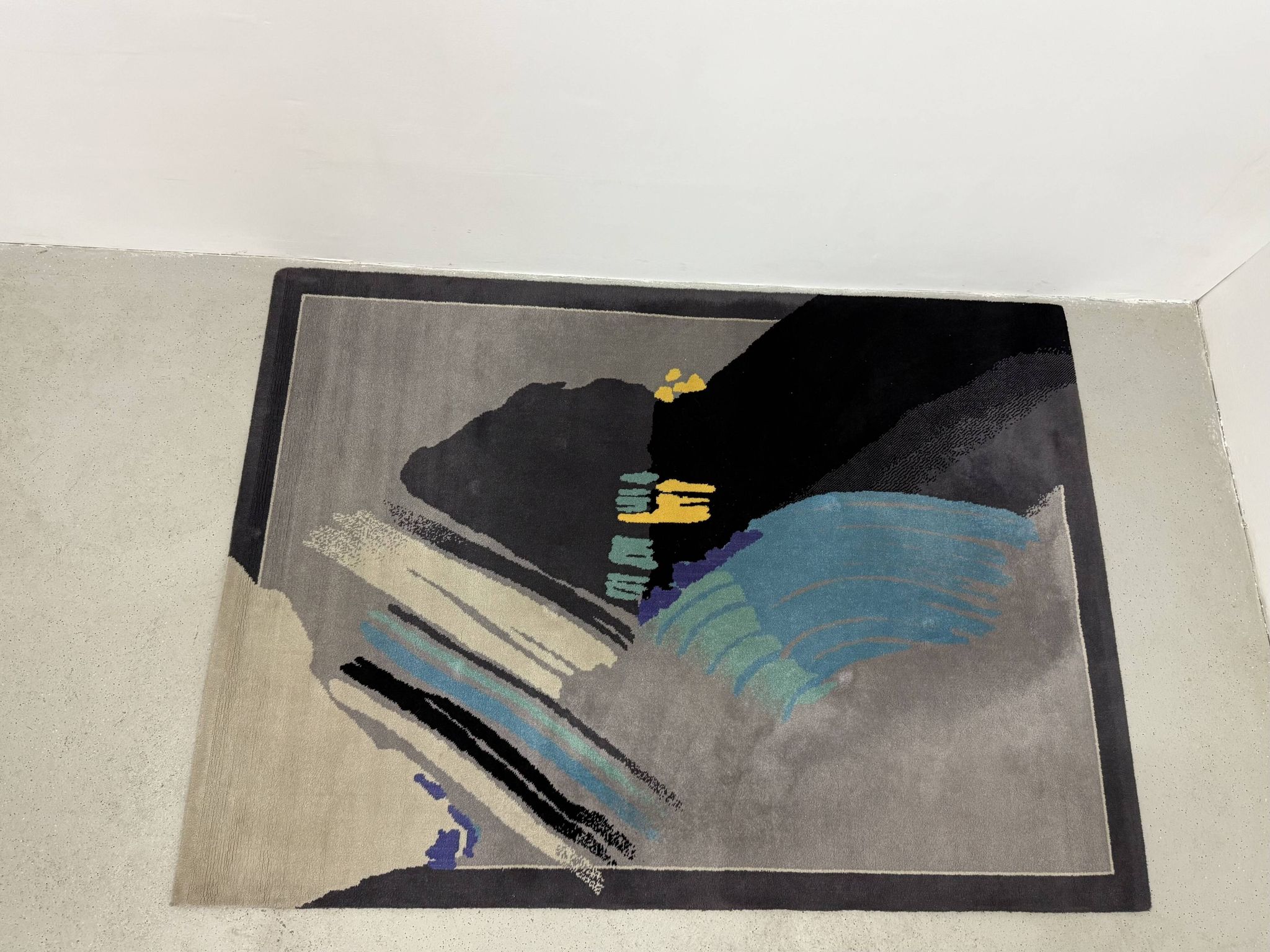 Italian Wool Rug in Modern Abstract Design, 1980s