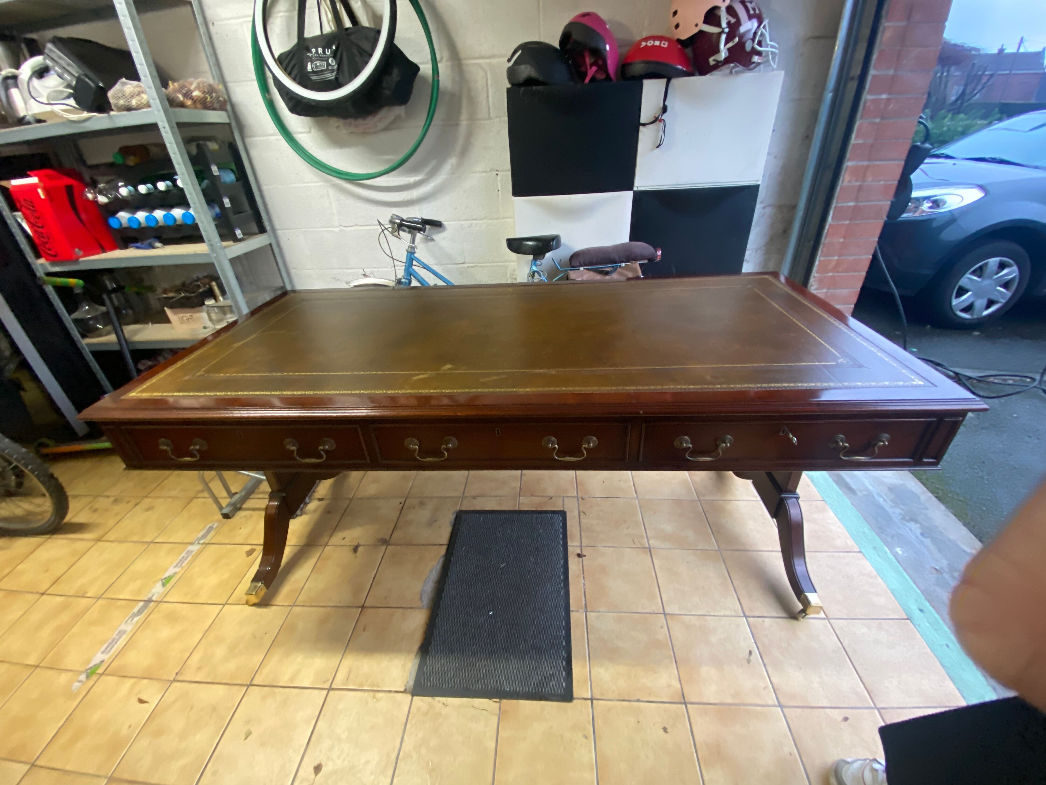 Rothschild walnut flat desk