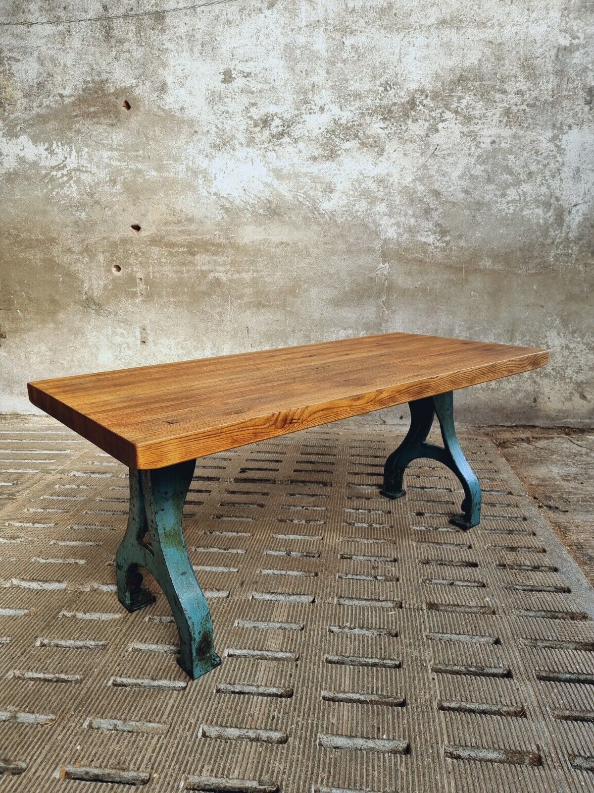 Industrial dining table oak on cast iron legs