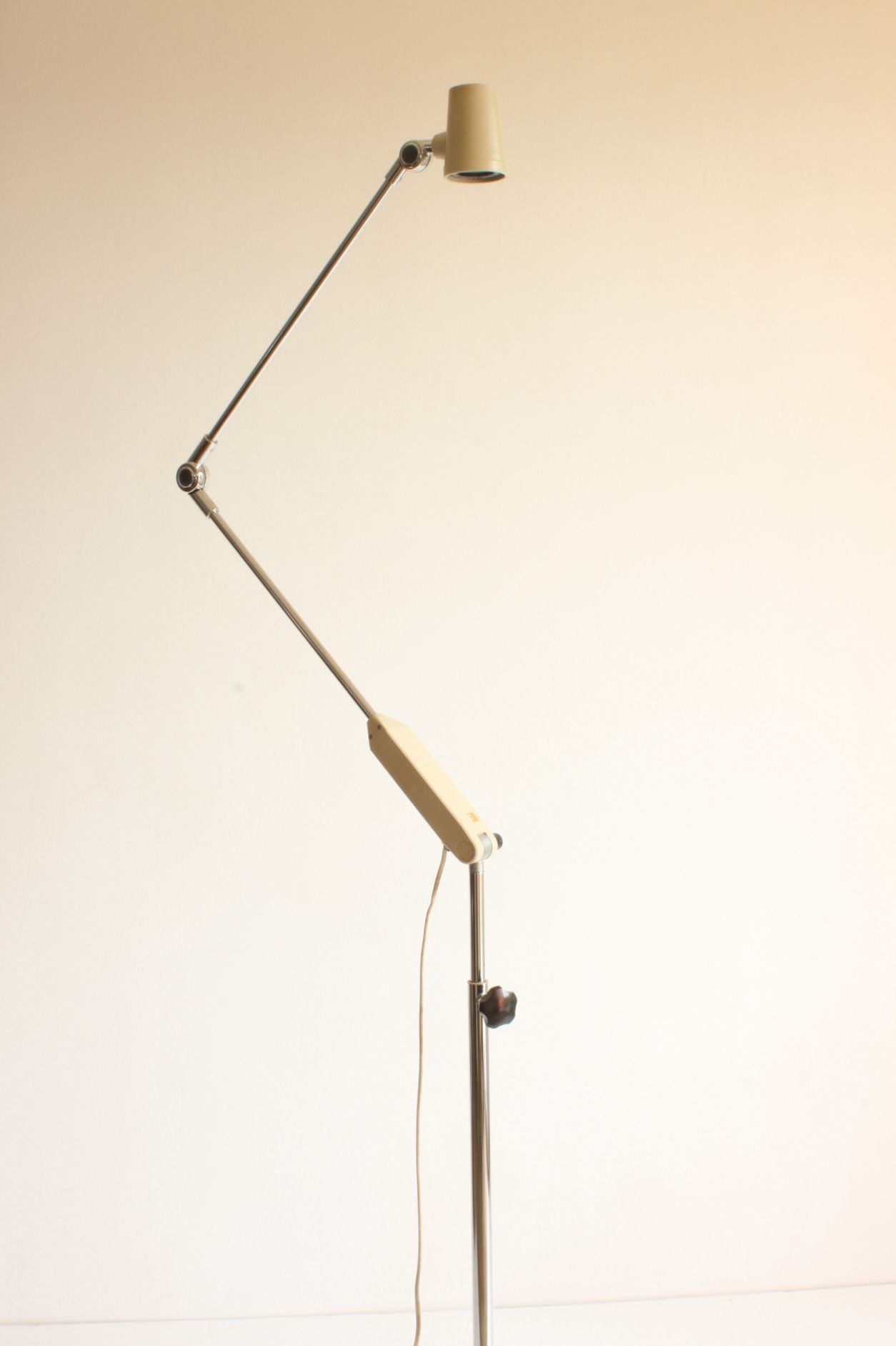 Vintage adjustable chrome medical precision light by Derungs Licht, Switzerland 1980s.