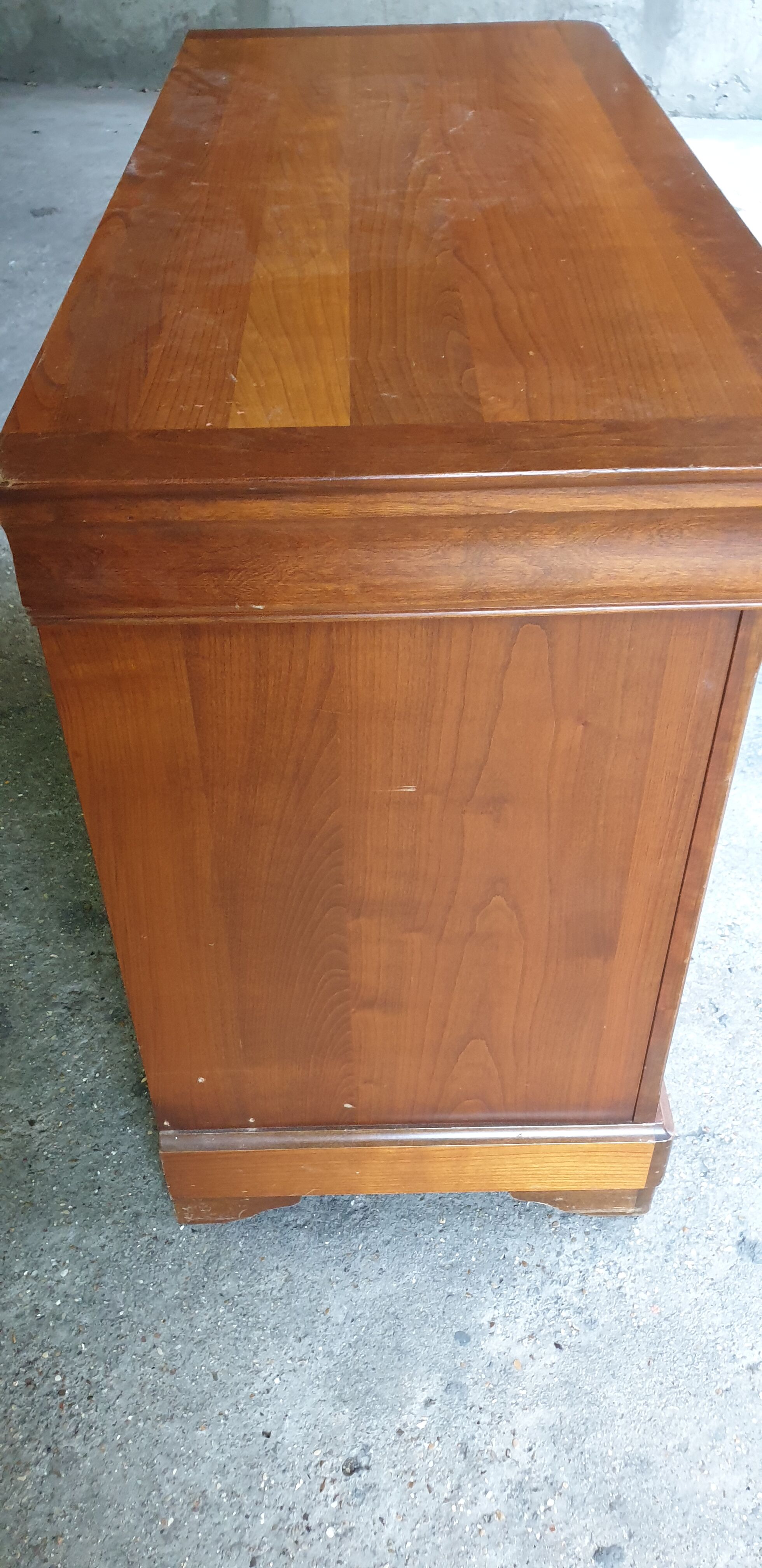 Louis Philippe style chest of drawers 4 drawers