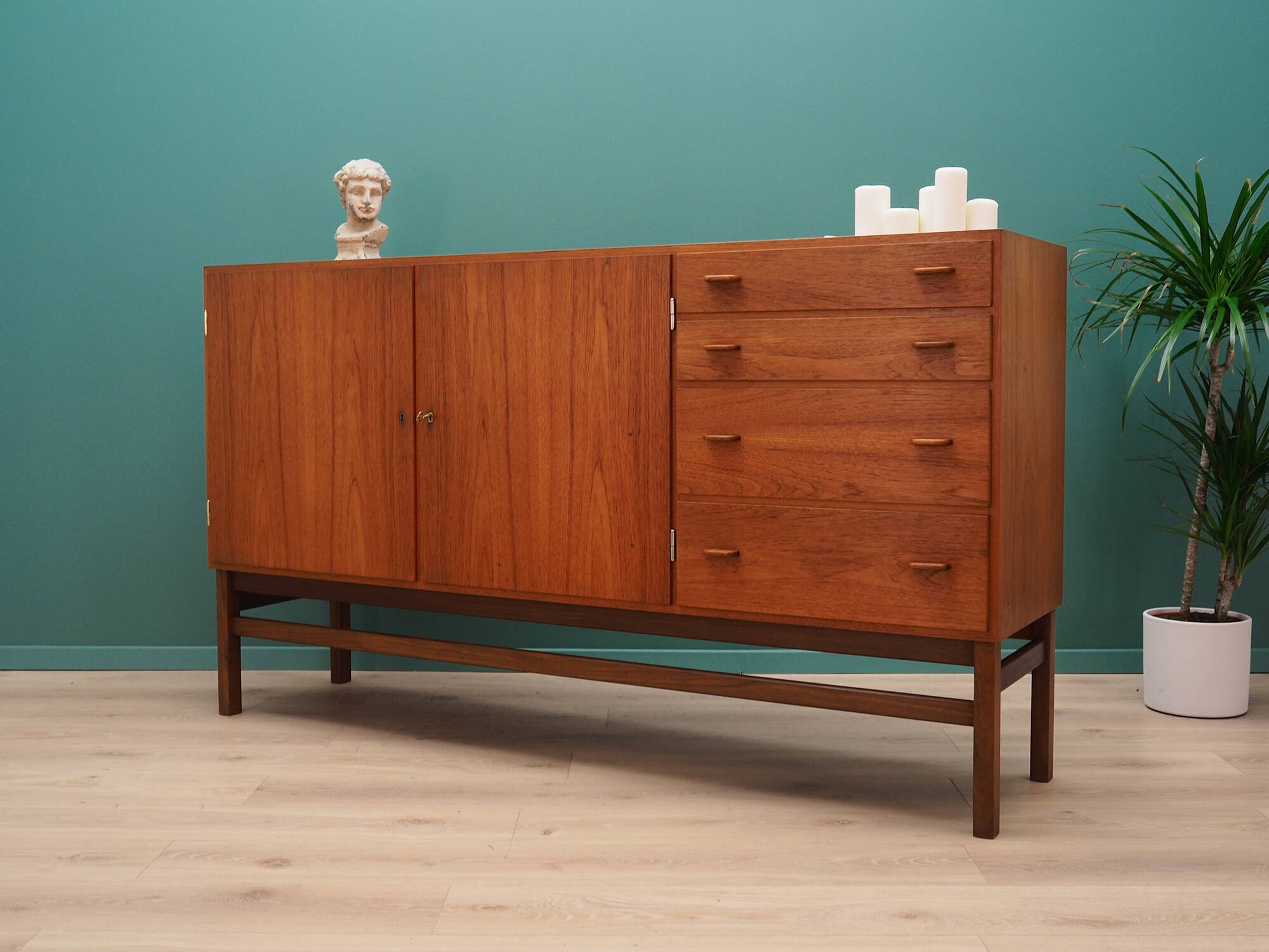 Teak highboard, Danish design, 1970s, production: Denmark