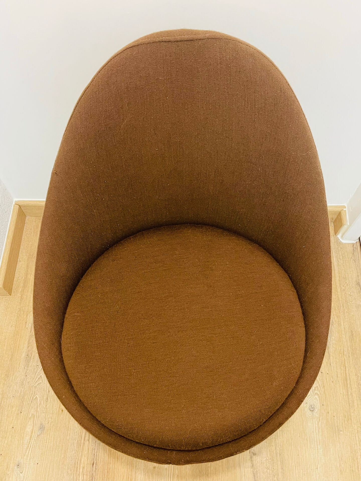 Vintage 1970s Space Age egg chair – Lusch product – mar fabric