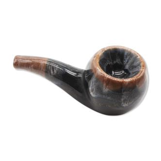 Ceramic pipe-shaped ashtray