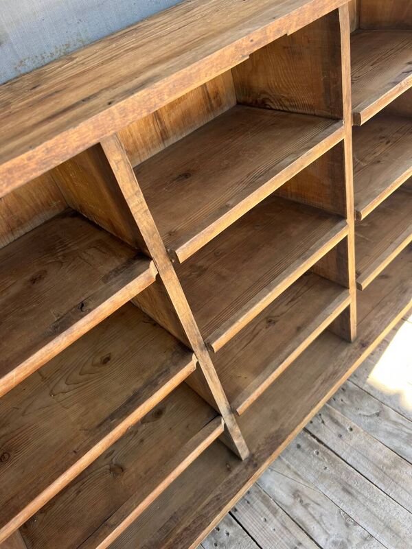 Casier ancien bois brut