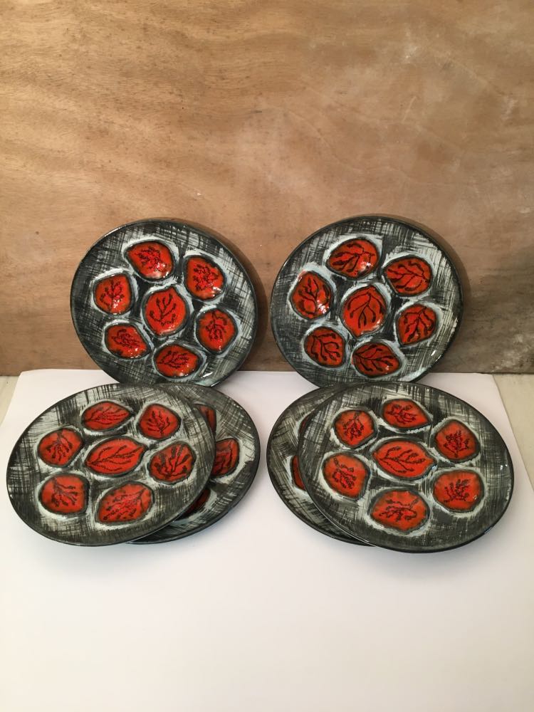 6 oyster plates from the 50s/60s