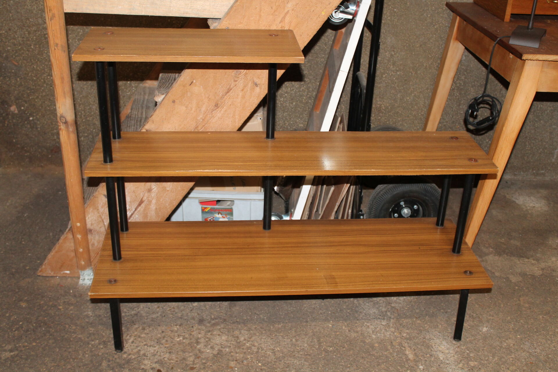 Etagère 3 niveaux