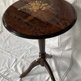 Marquetry pedestal table