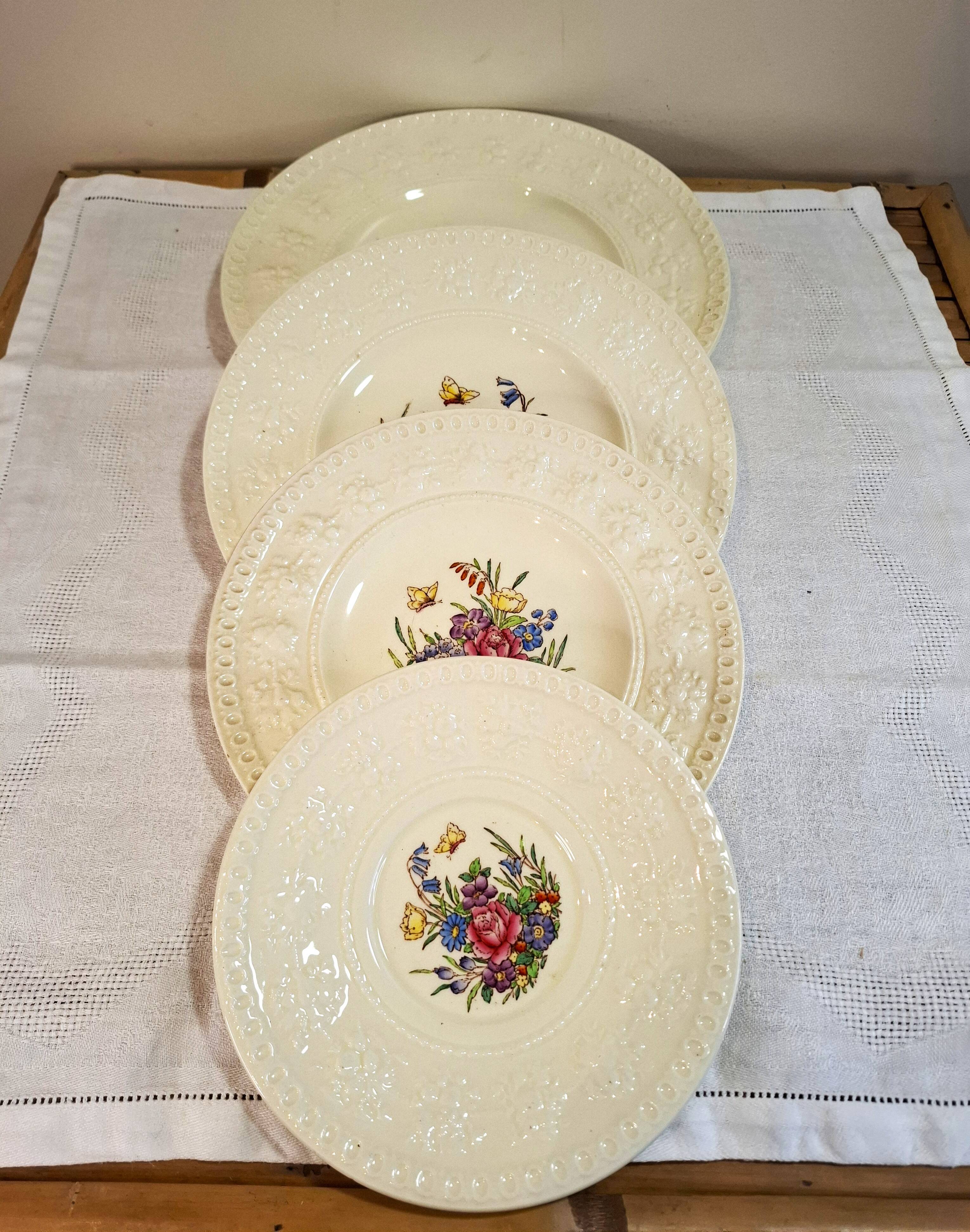 English plates Wedgwood Wellesley