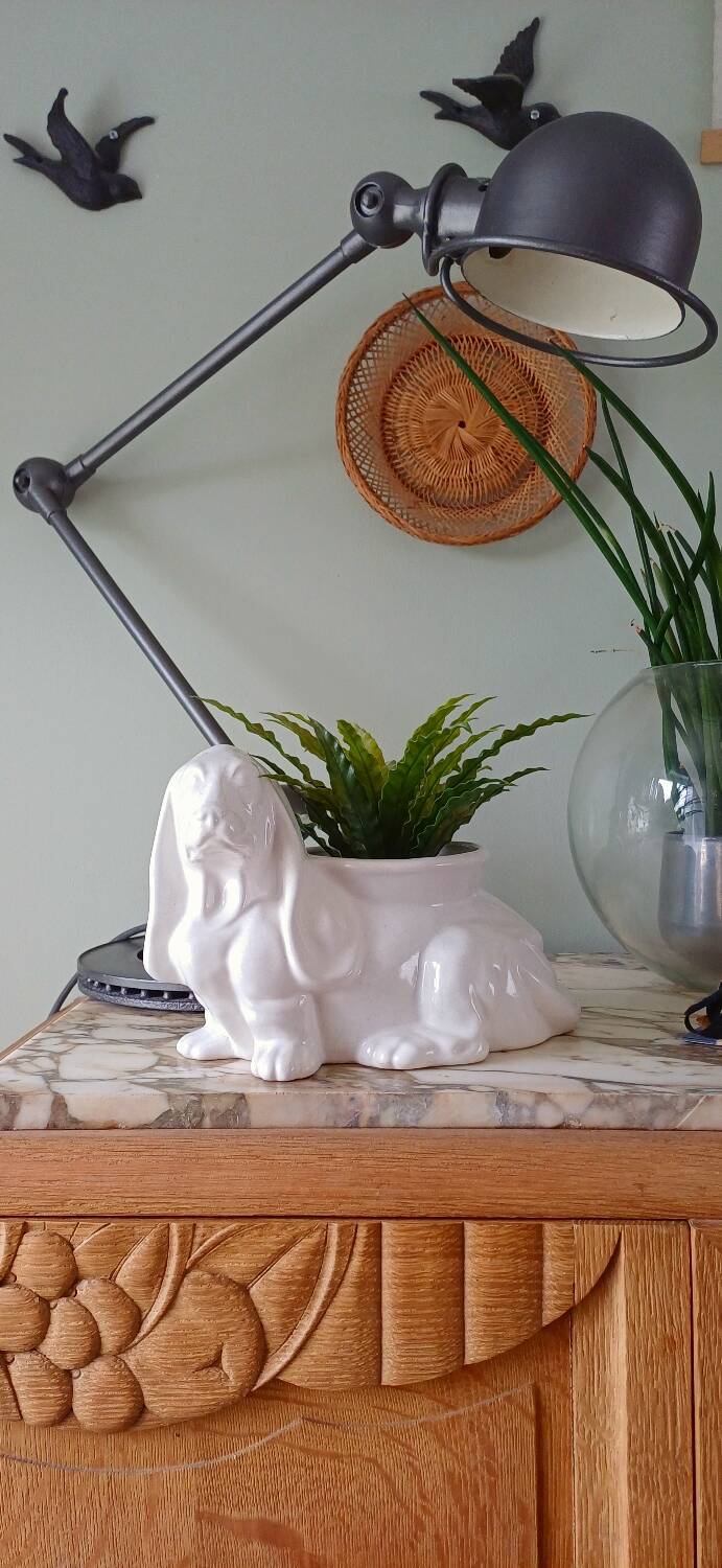 Cracked glazed faience in a zoomorphic design