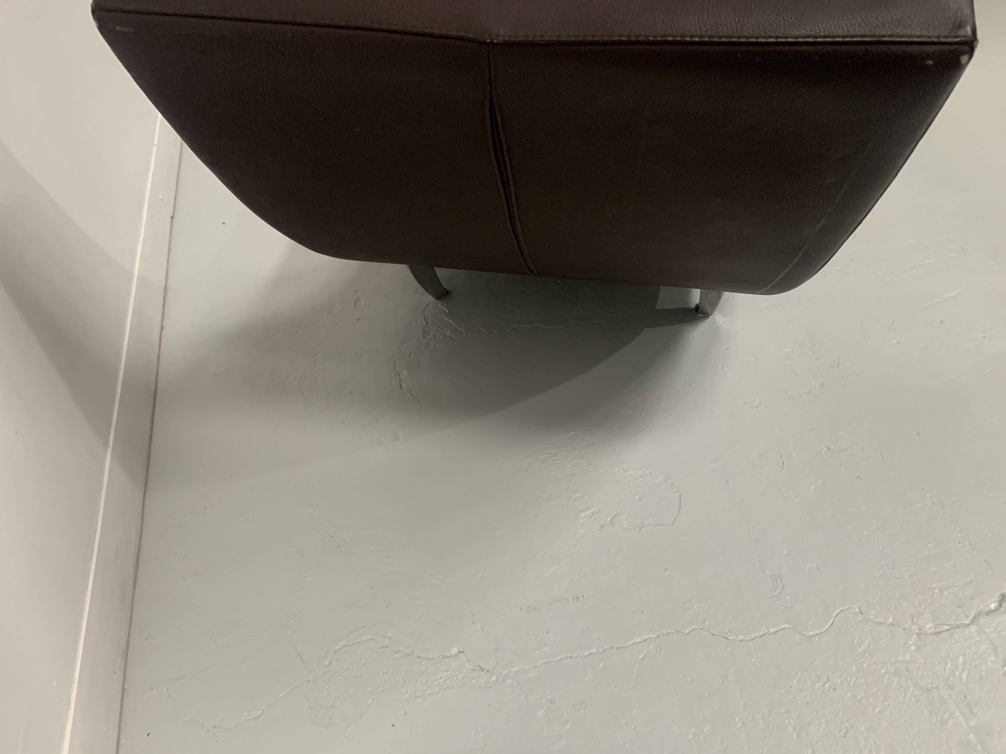 20th century black leather checkerboard relaxation bench