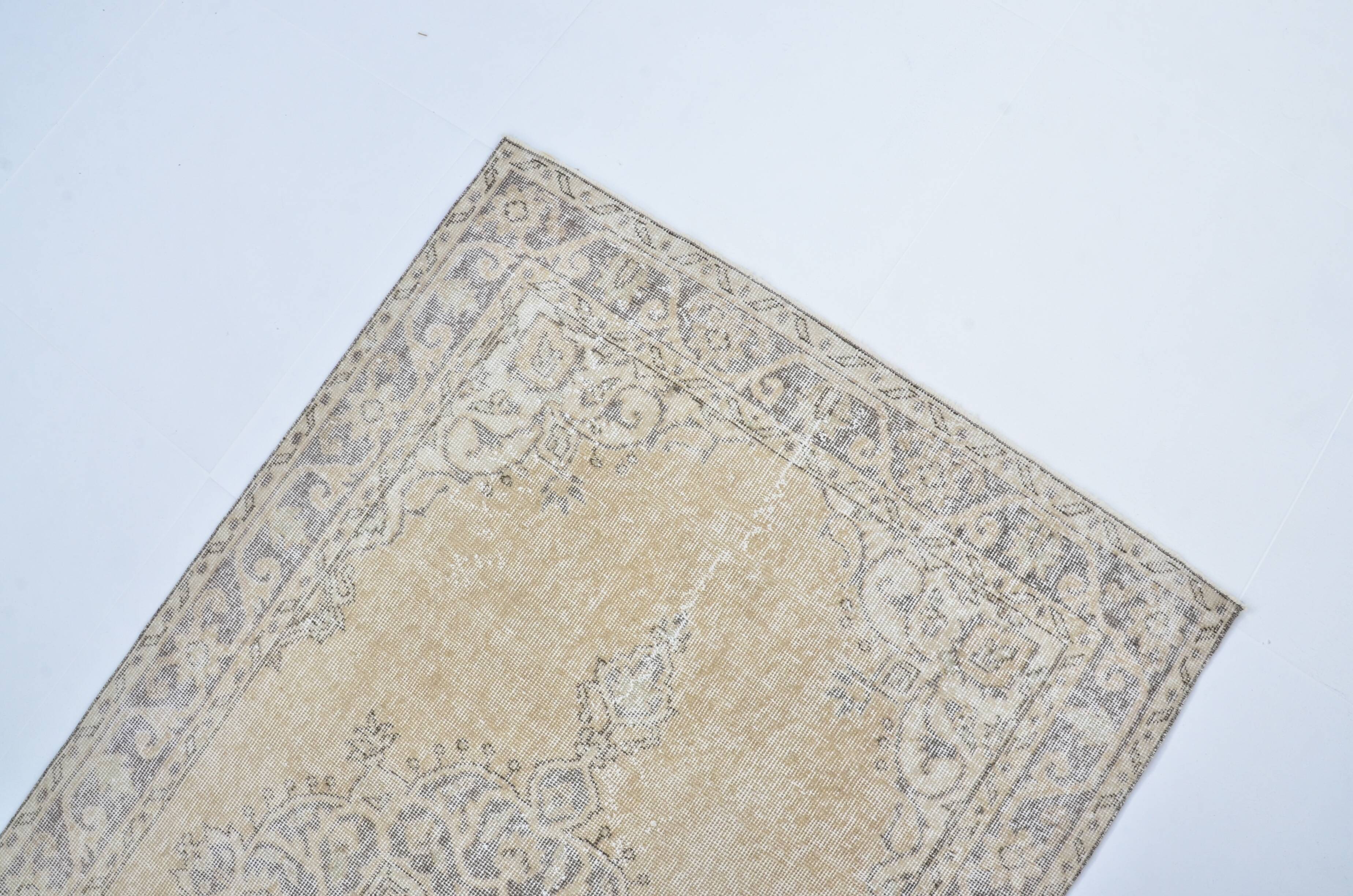 Anatolian Tribal Vintage Carpet sku 3351