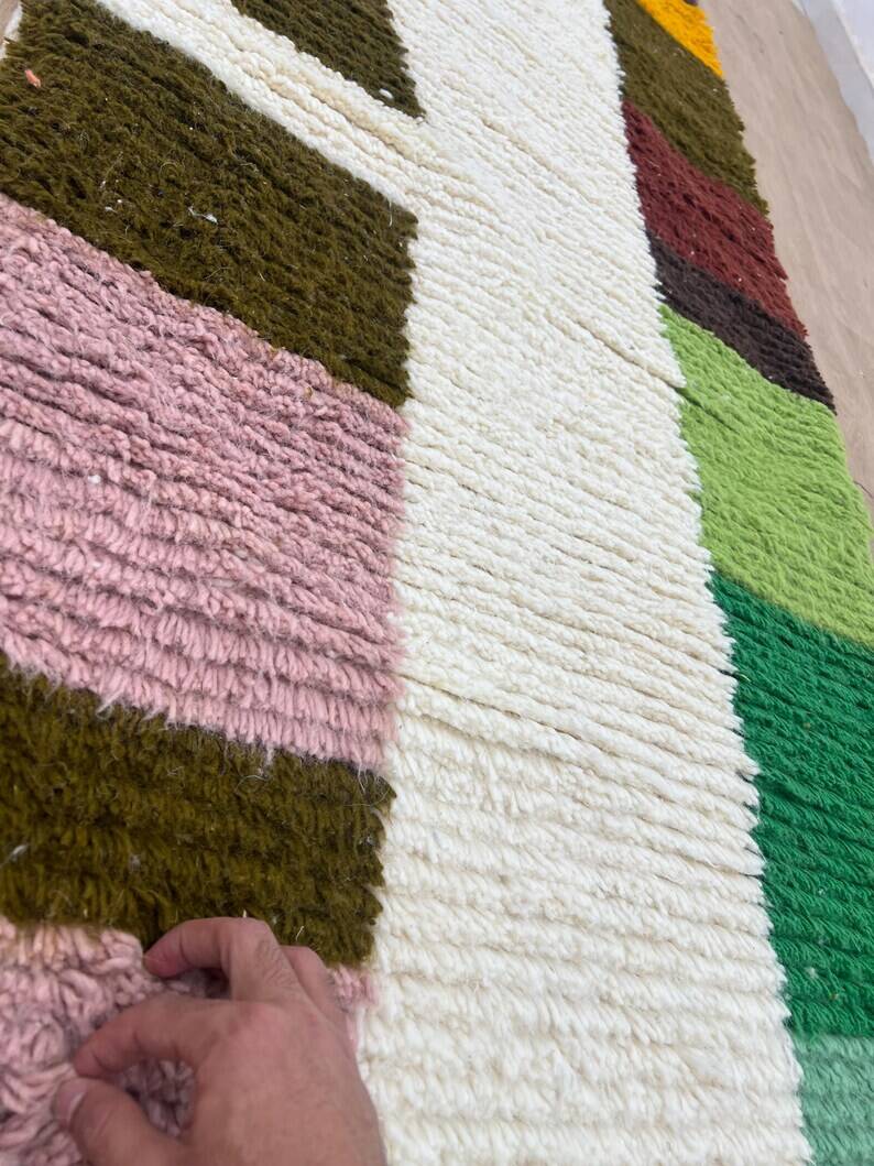 Handmade Berber rug 250cm x 100cm