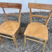 Série de 4 chaises en hêtre bois clair vintage