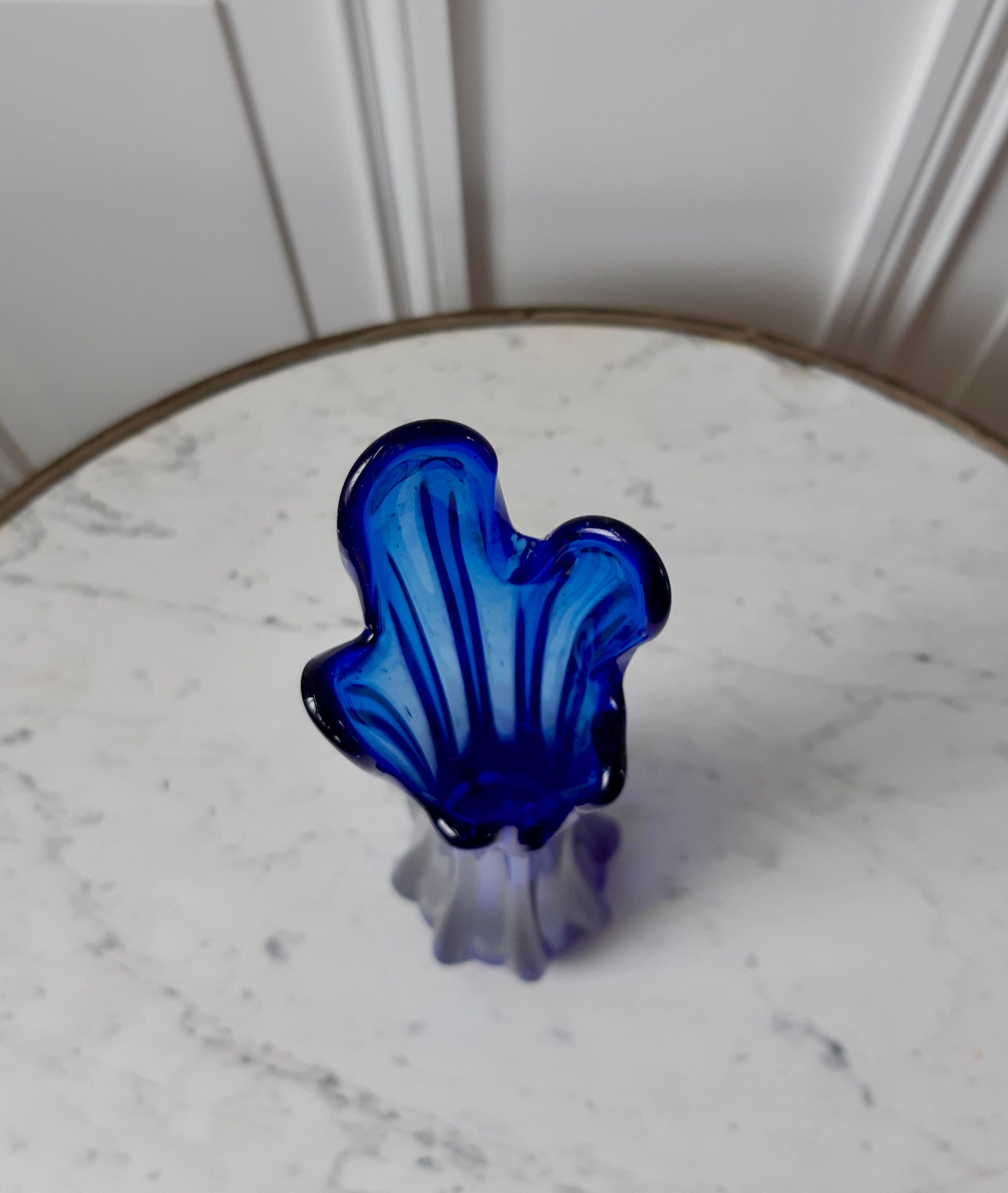 Blue soliflore vase in 1920s glass paste