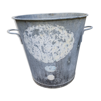 Zinc washer