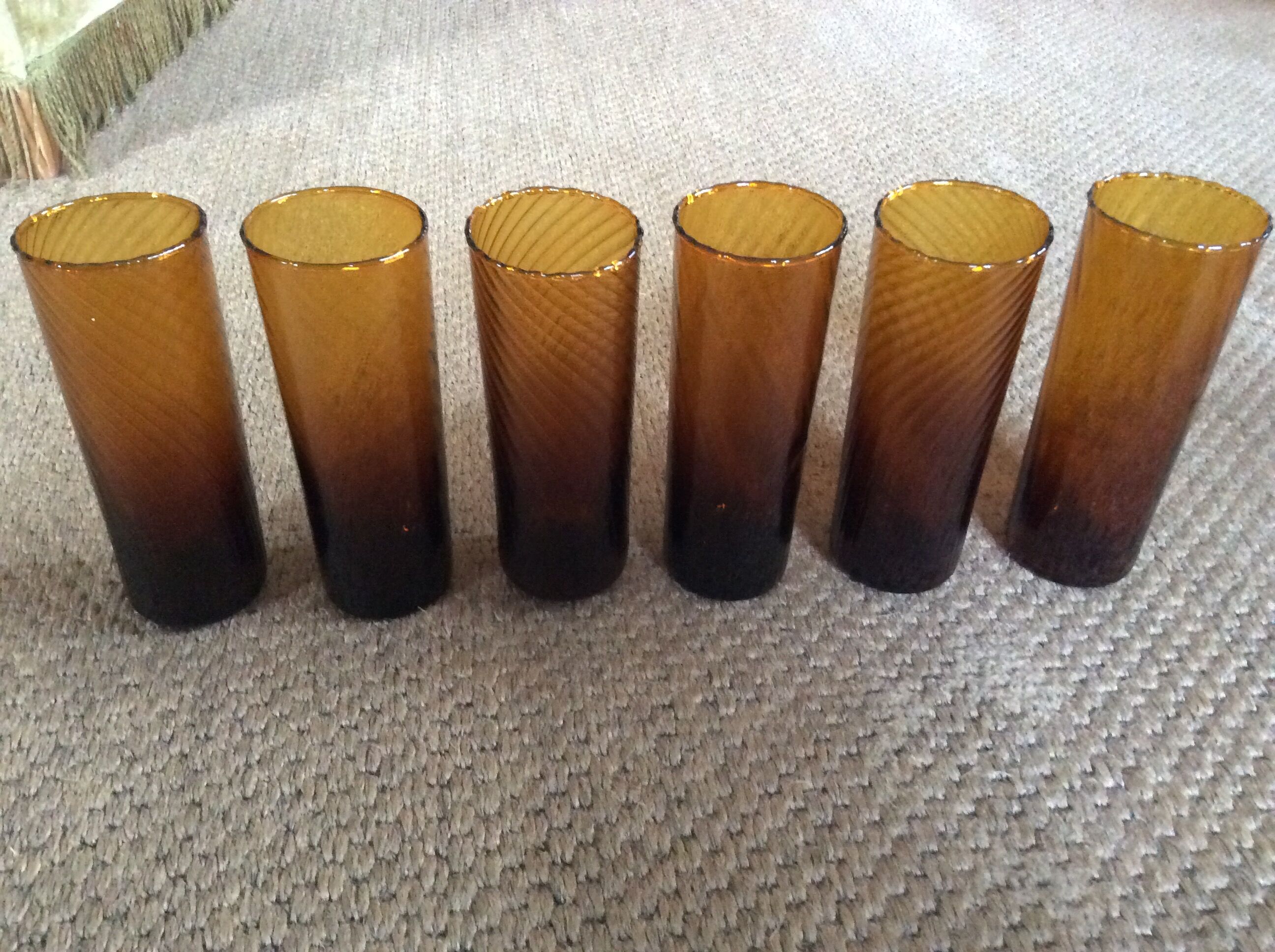 Série de 6 verres ambres