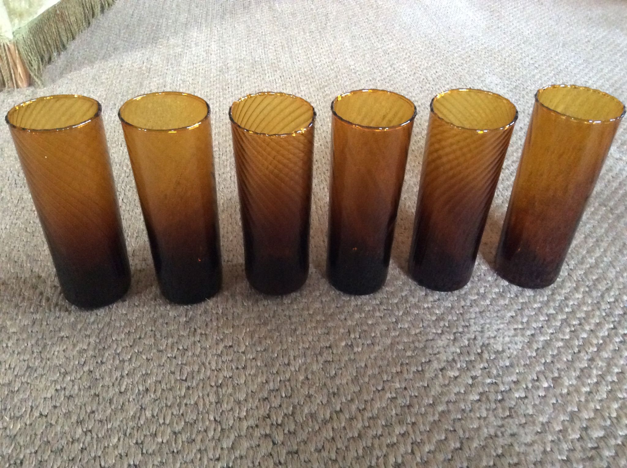 Série de 6 verres ambres