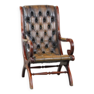 Green Vintage Leather English Chesterfield Armchair Combined with Wood
