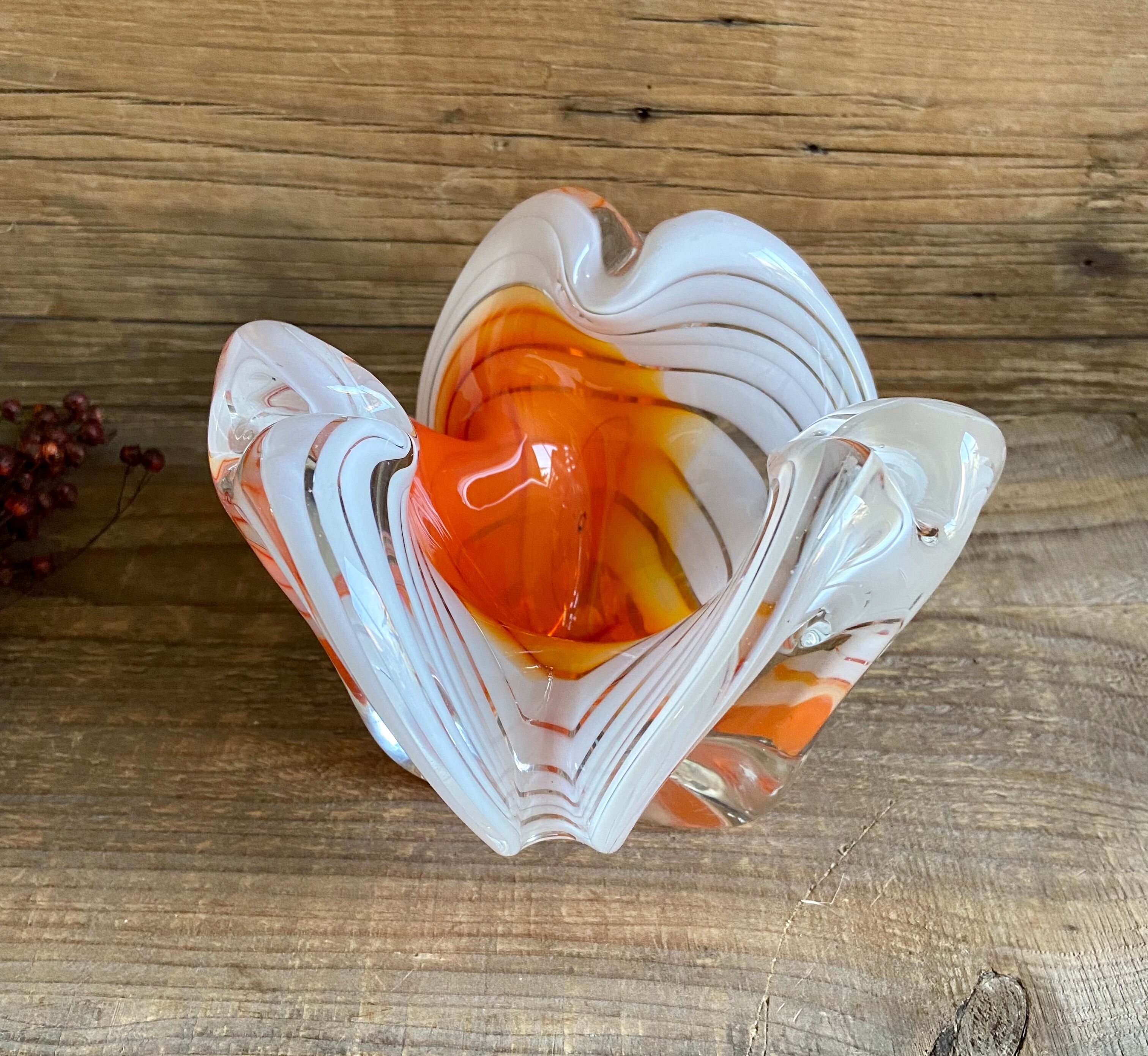 Empty vintage pocket in blown glass