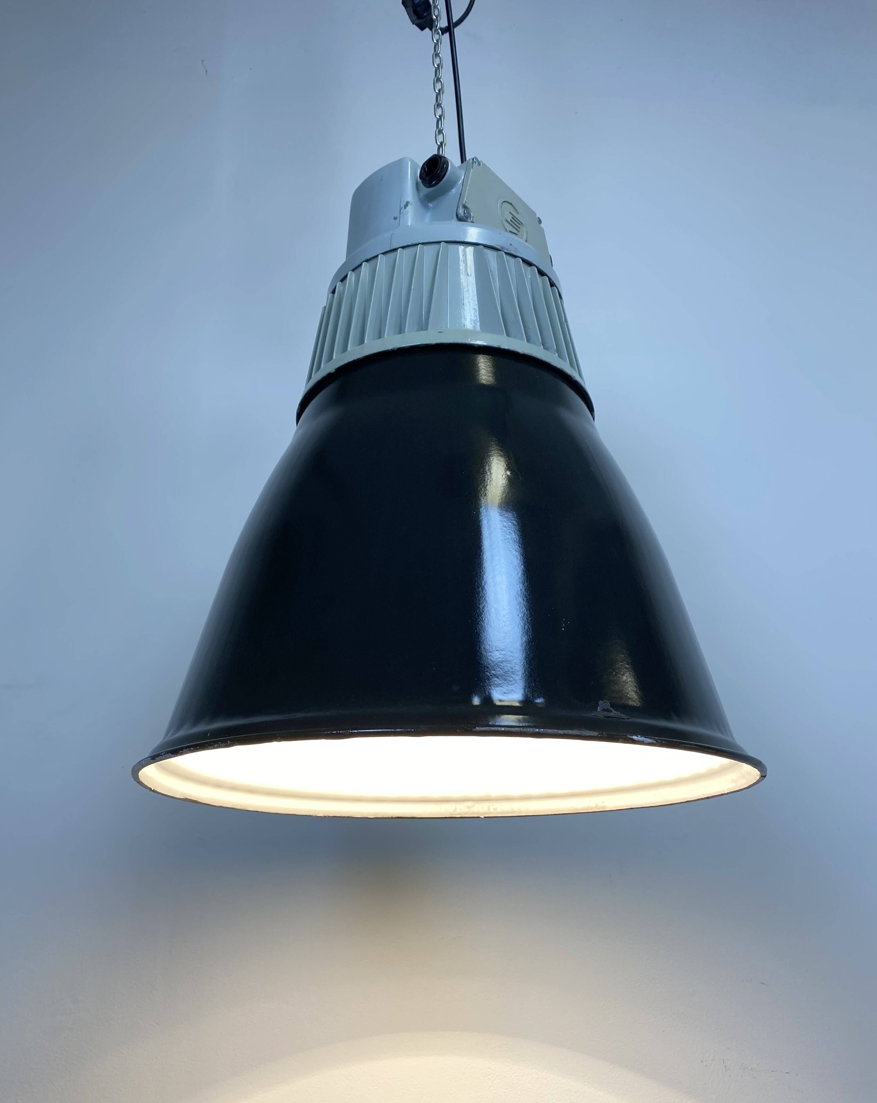 Black enamel industrial pendant light, 1960