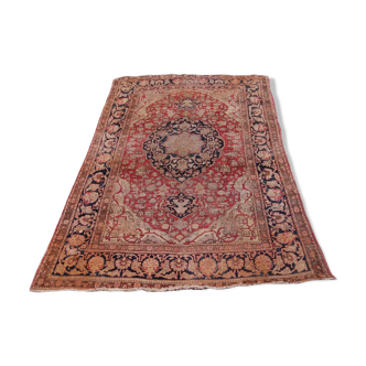 Ancient handmade Persian rug Isfahan 212 x 134 cm