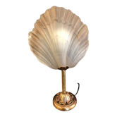 Lampe coquillage en laiton doré et verre moulé années 70