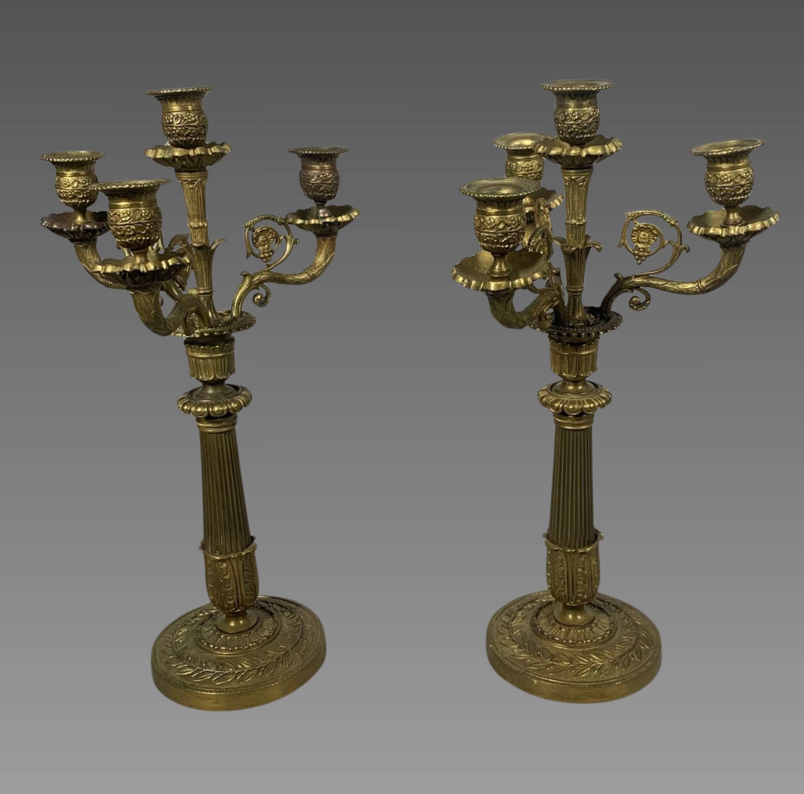 Paire De Candelabres En Bronze style Restauration XIXeme Siecle