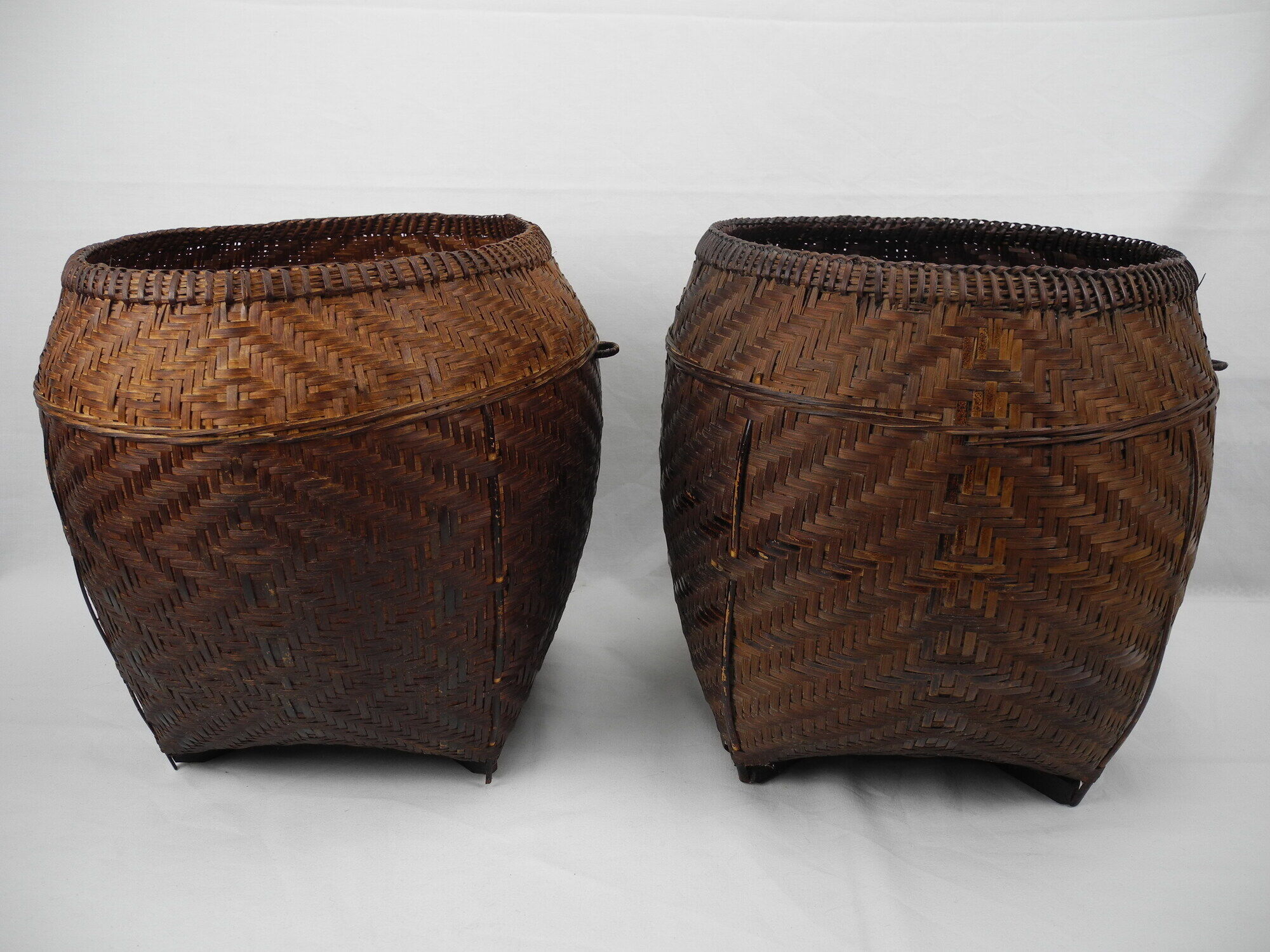 Pair of caches old rattan