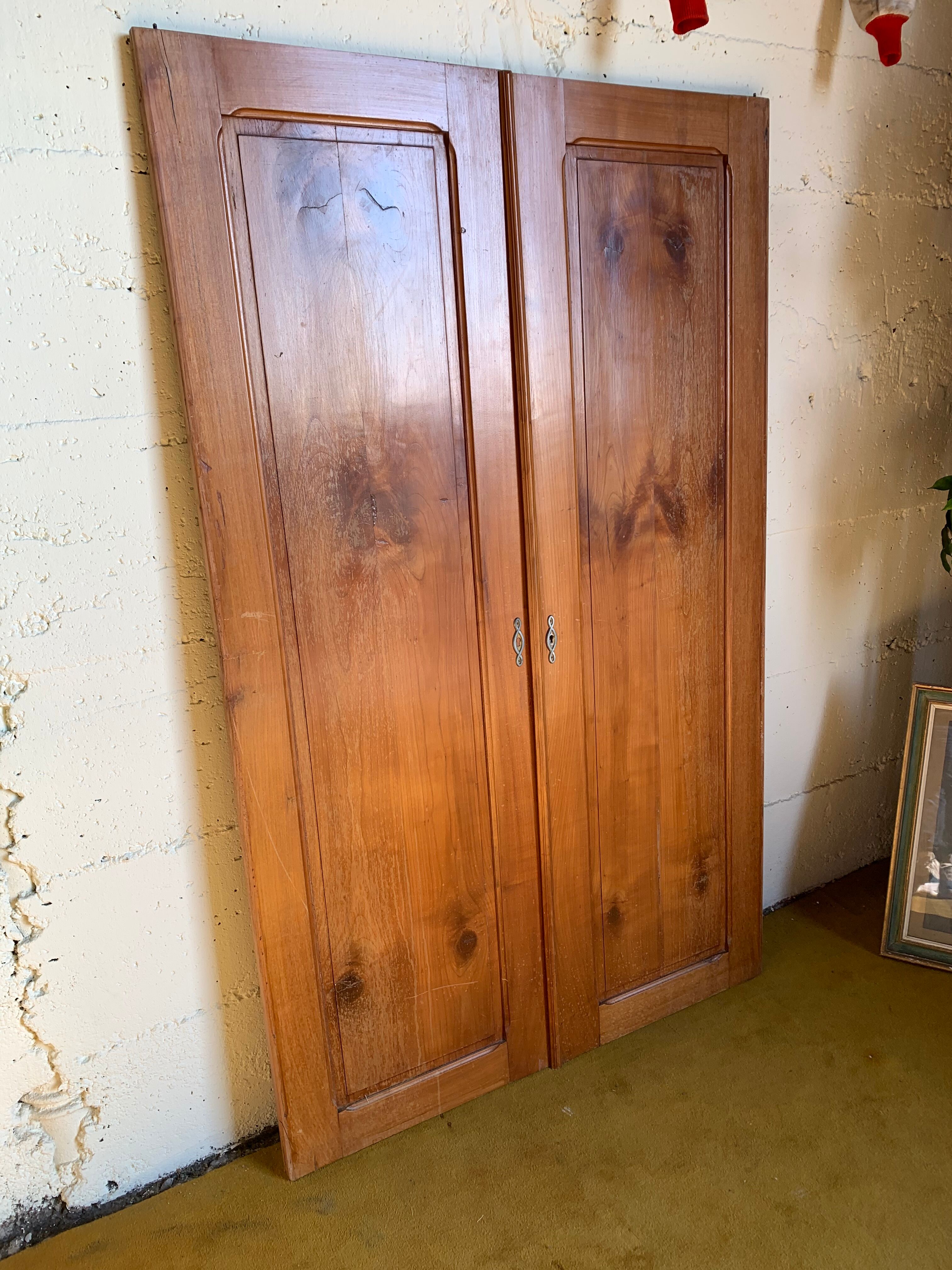 Paire de portes en merisier