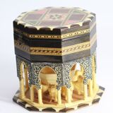Wood jewelry box