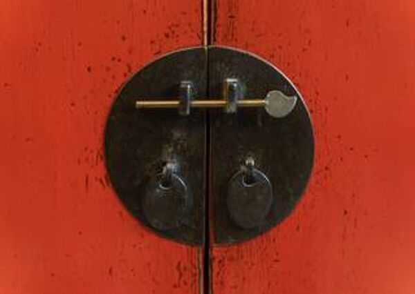 Buffet ancien chinois laque rouge