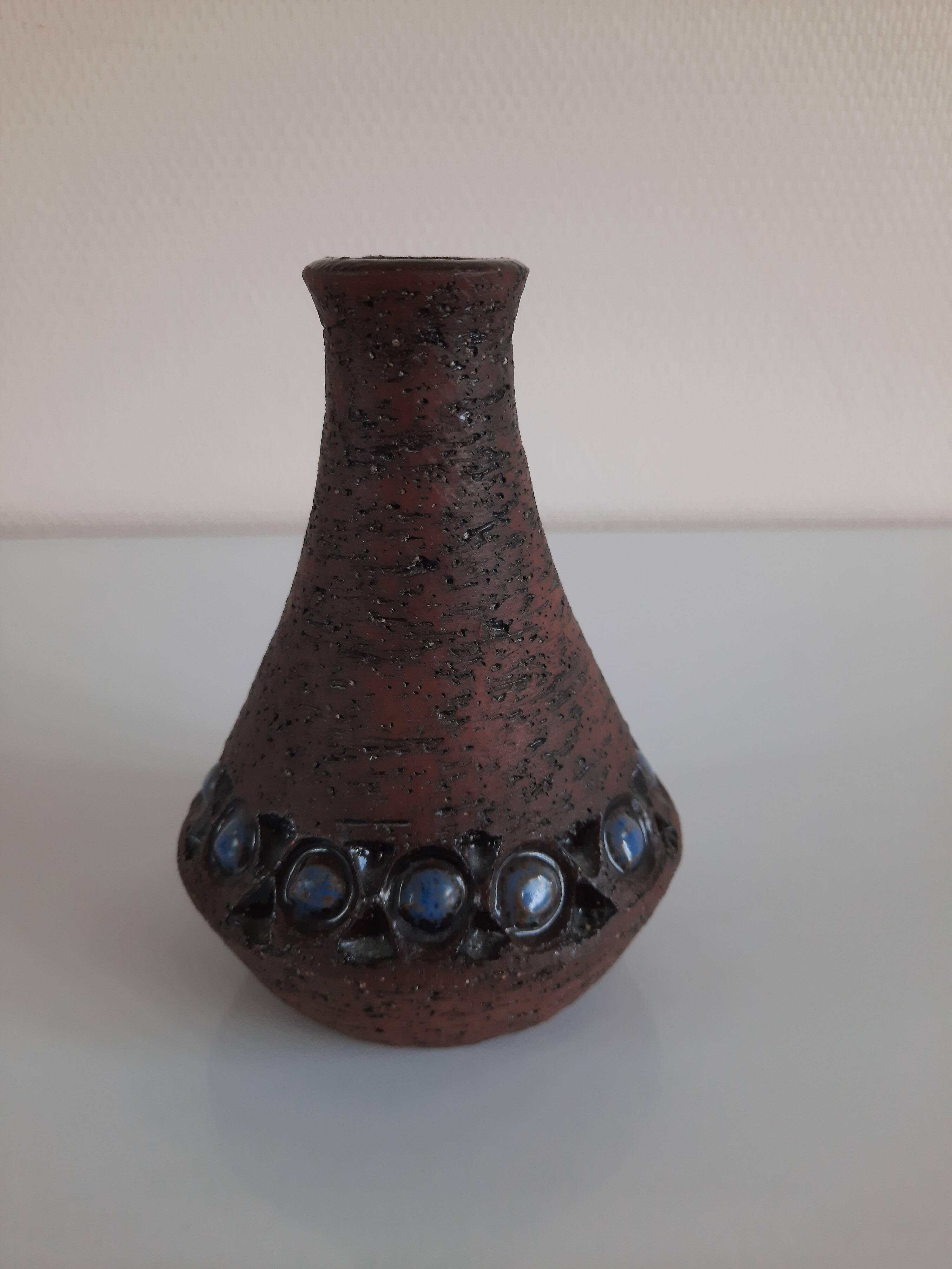 Vase by Ninnie Forsgren for bromma keramik , year 1968