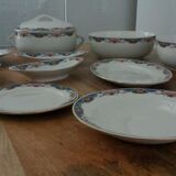 Table service of the Sarreguemines faience factory