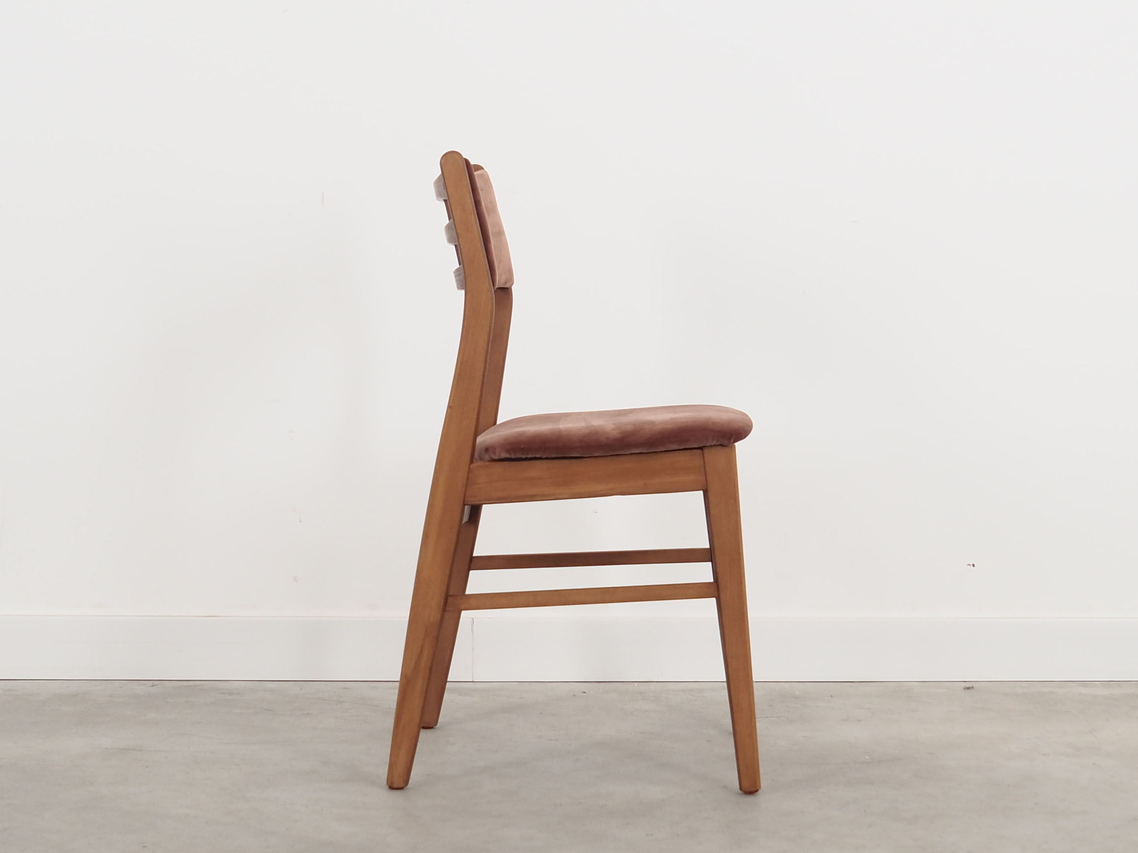 Set of six beech chairs, Danish design, 70s, made in Denmark