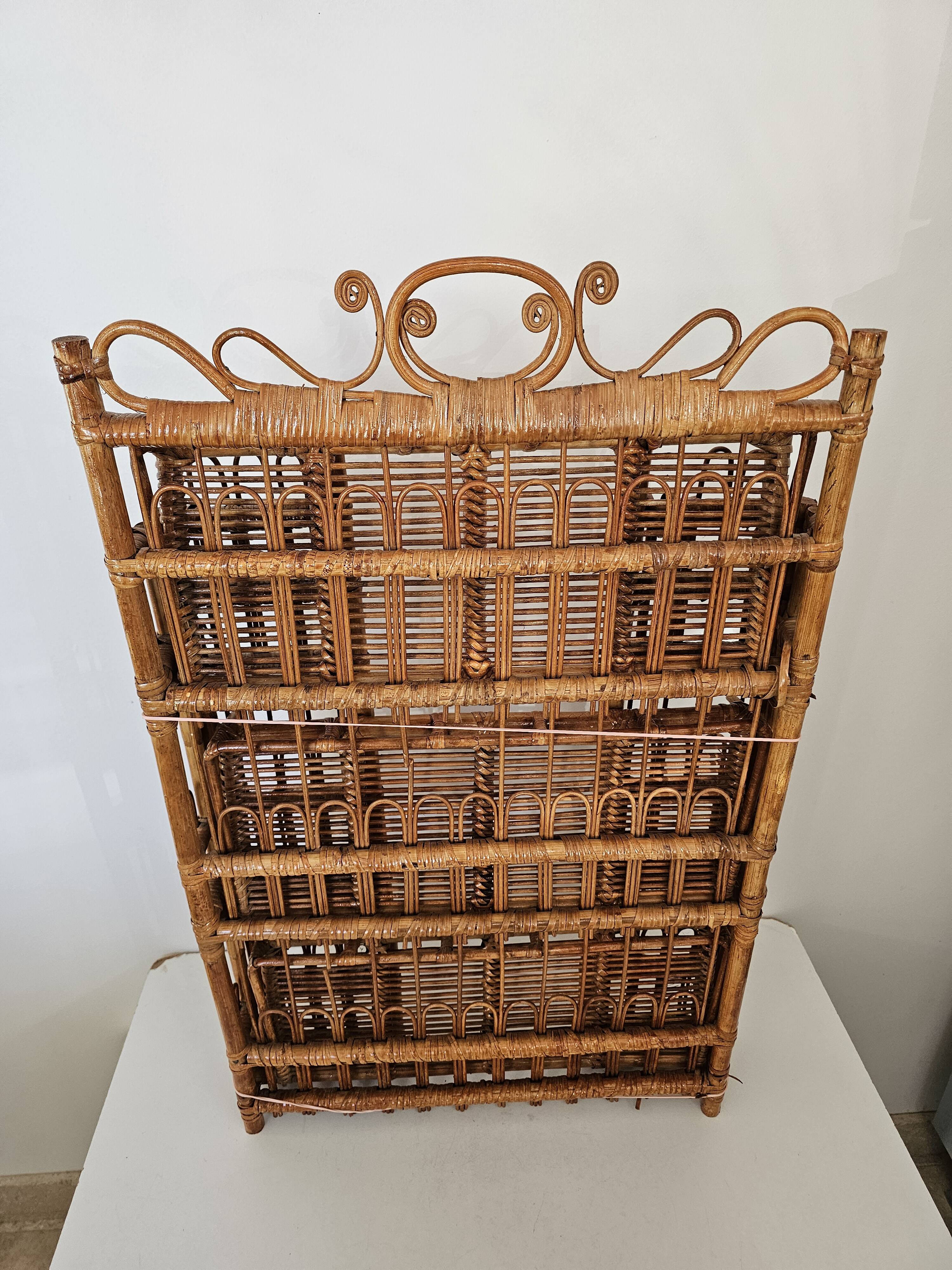 Beautiful Peacock wall shelf, made of rattan, 1960s