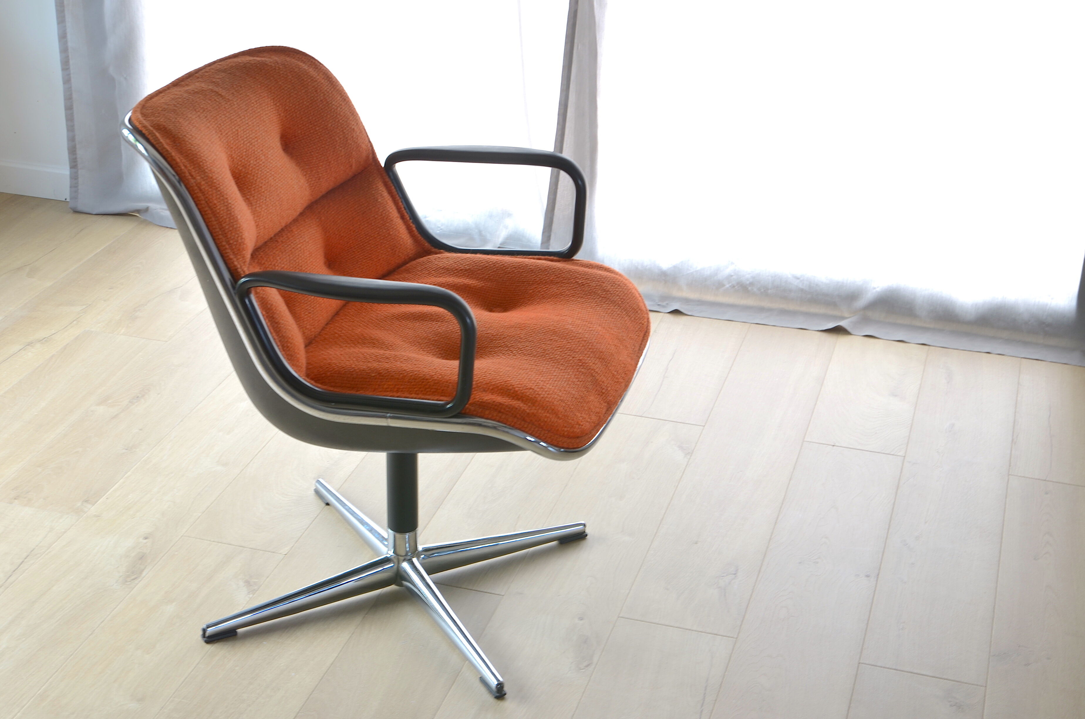 Chair by Charles Pollock for Knoll