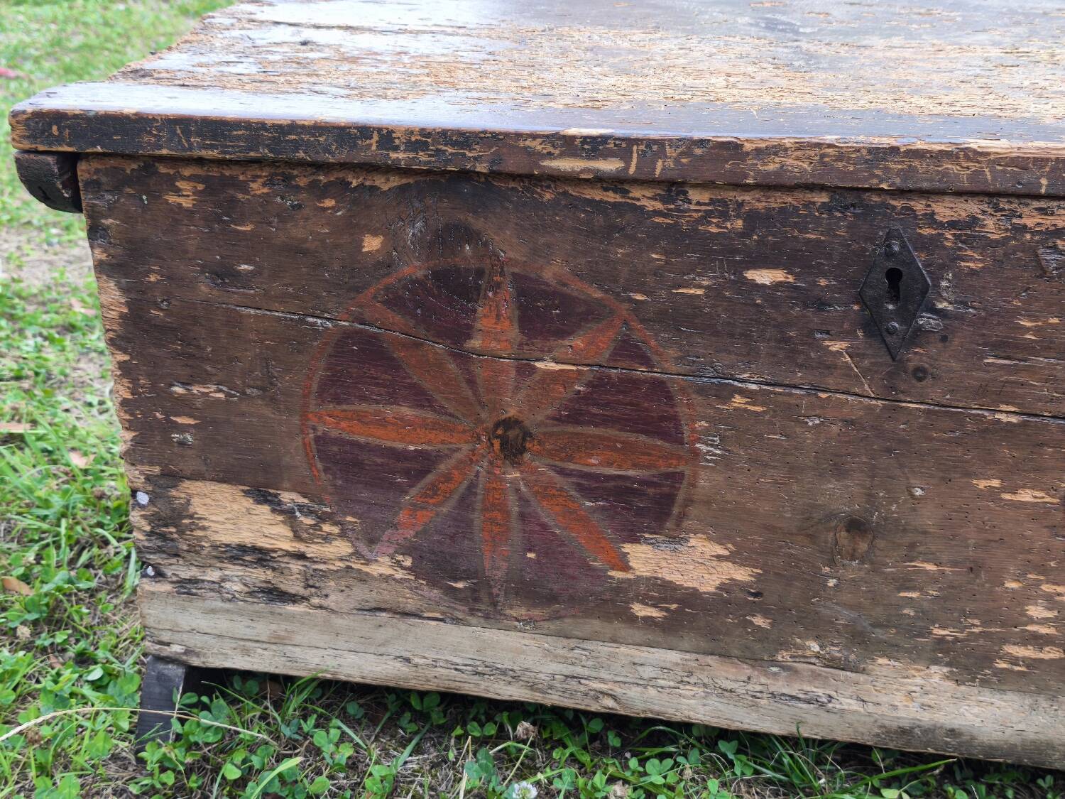 Portuguese sailor's chest, late 18th century