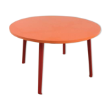 Table Very Good and Proper
