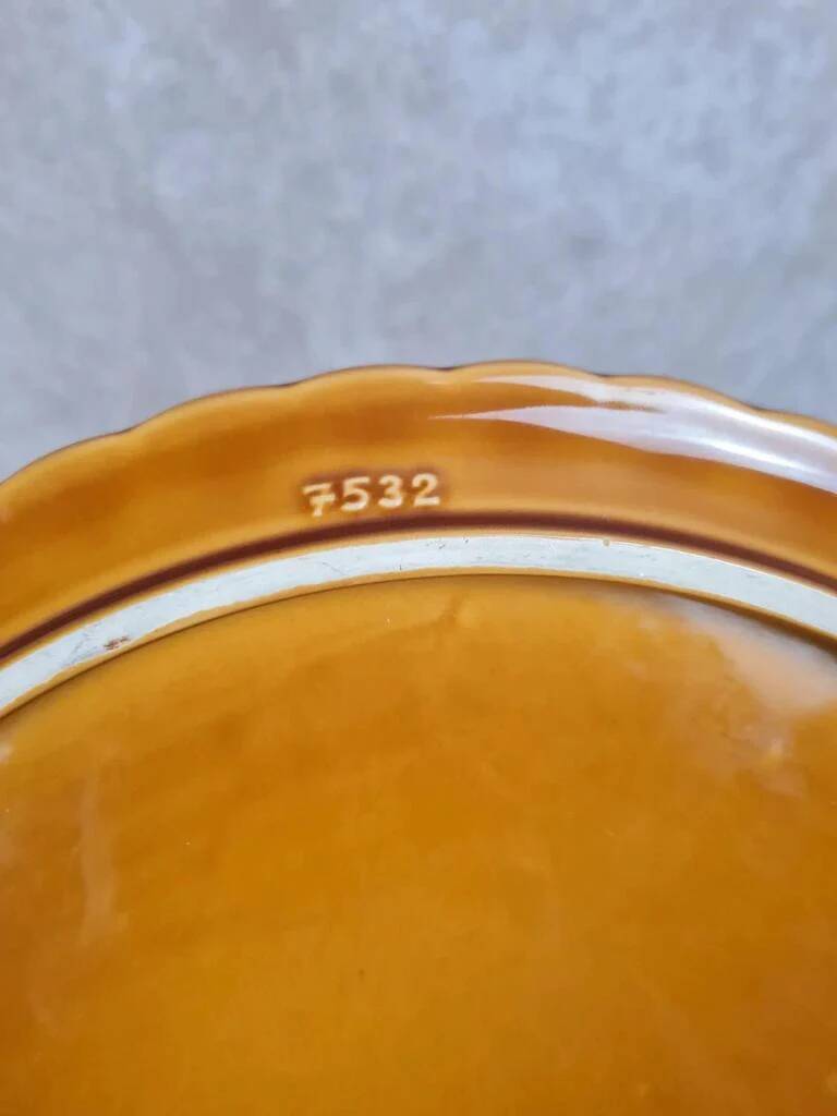 Vintage serving tray with wooden handle – numbered 7532