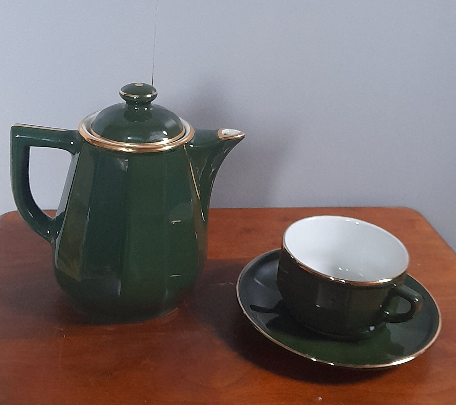Teapot Apilcp Yves Deshoulières - Empire green and gold - 1980