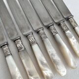 Antique table knives in mother-of-pearl and silver-plated metal