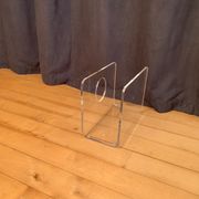 Kiosque à journaux lucite années 1970