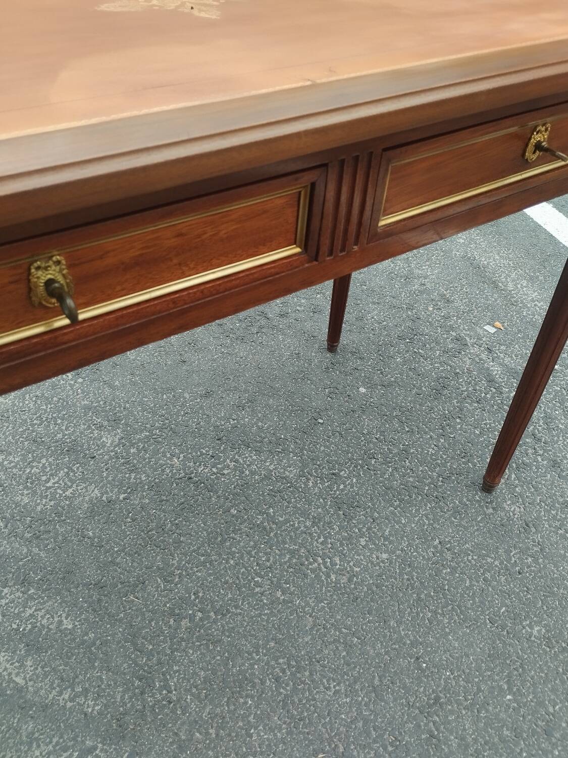 Beau bureau plat ancien style louis xvi
