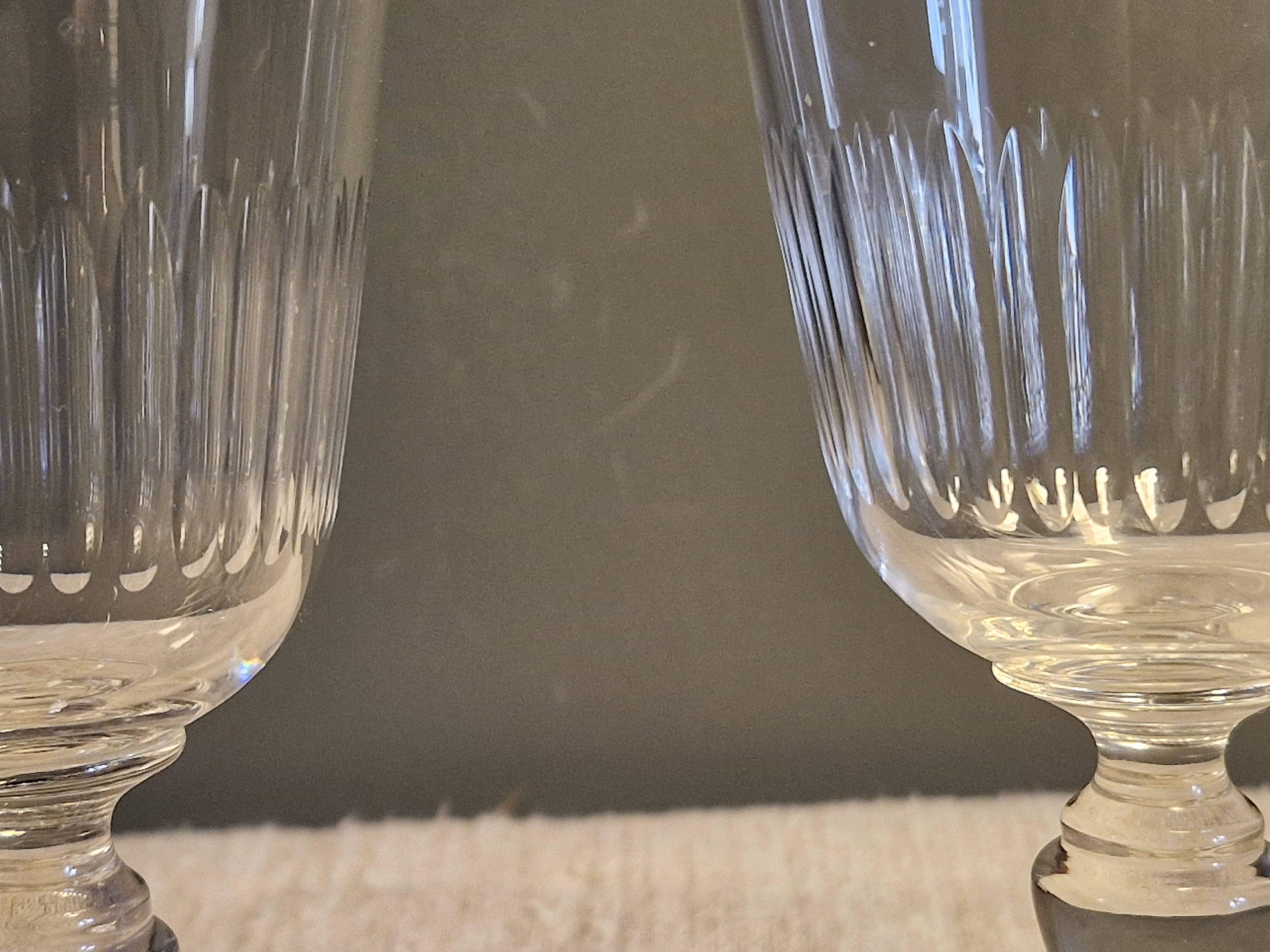 2 Verres a eau/Vin anciens à fines cotes - Cristal de Baccarat